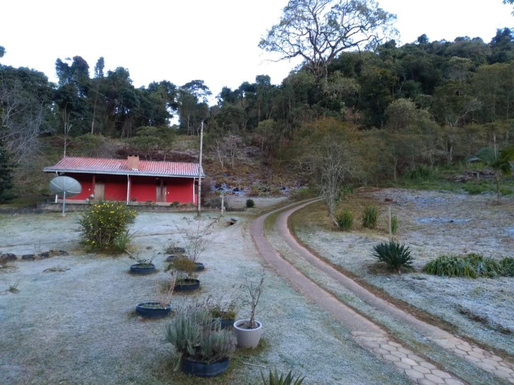 Chales Estrada De Chao Monte Verde  Eksteriør bilde